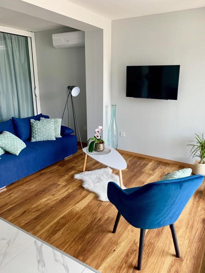 Deluxe Suites Mandic أوميس المظهر الخارجي الصورة