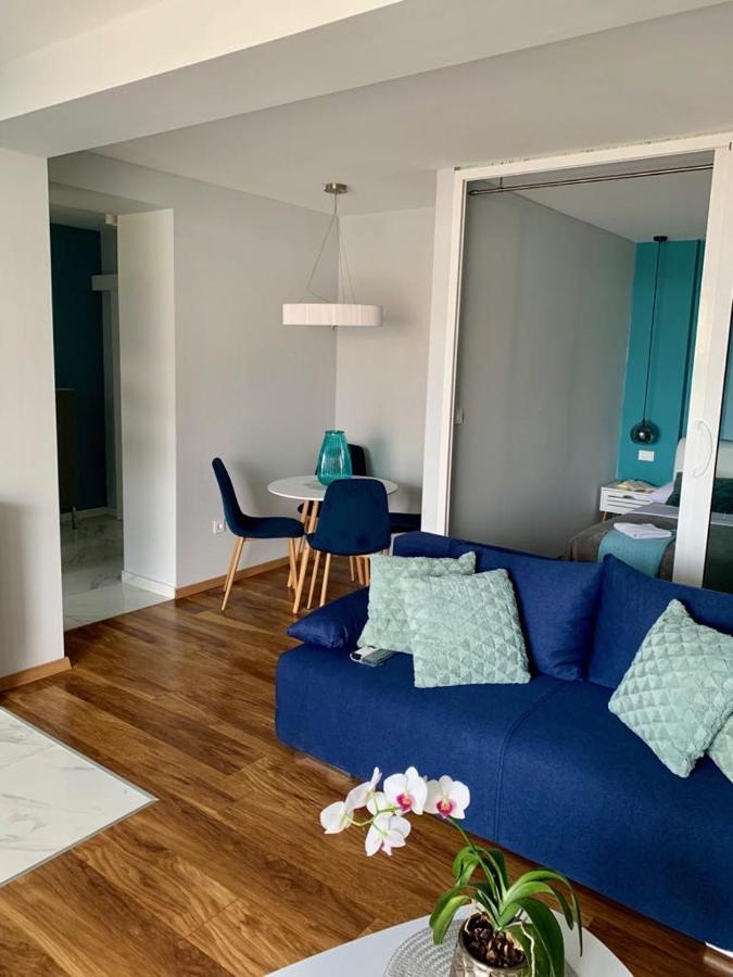 Deluxe Suites Mandic أوميس المظهر الخارجي الصورة